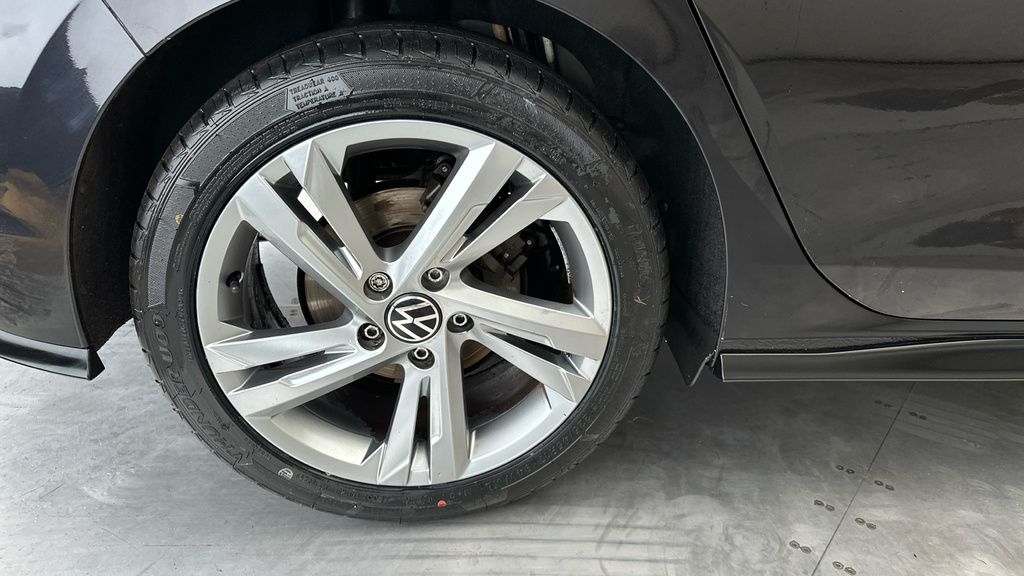 Volkswagen Golf 1.5 Tsi Life Grey #25