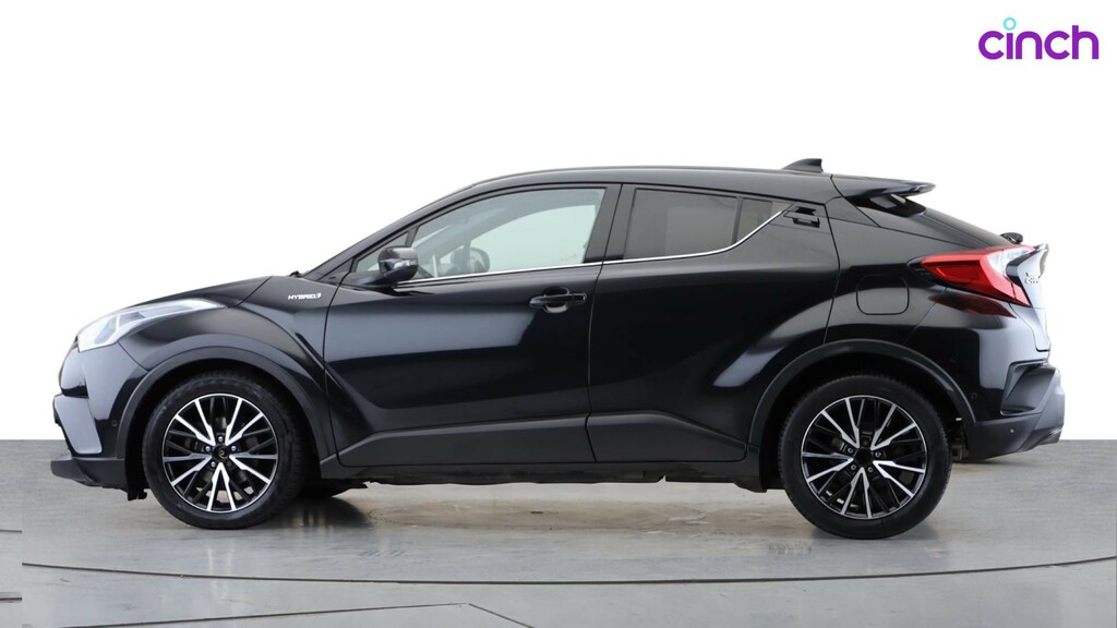 Toyota C-Hr Icon White #8