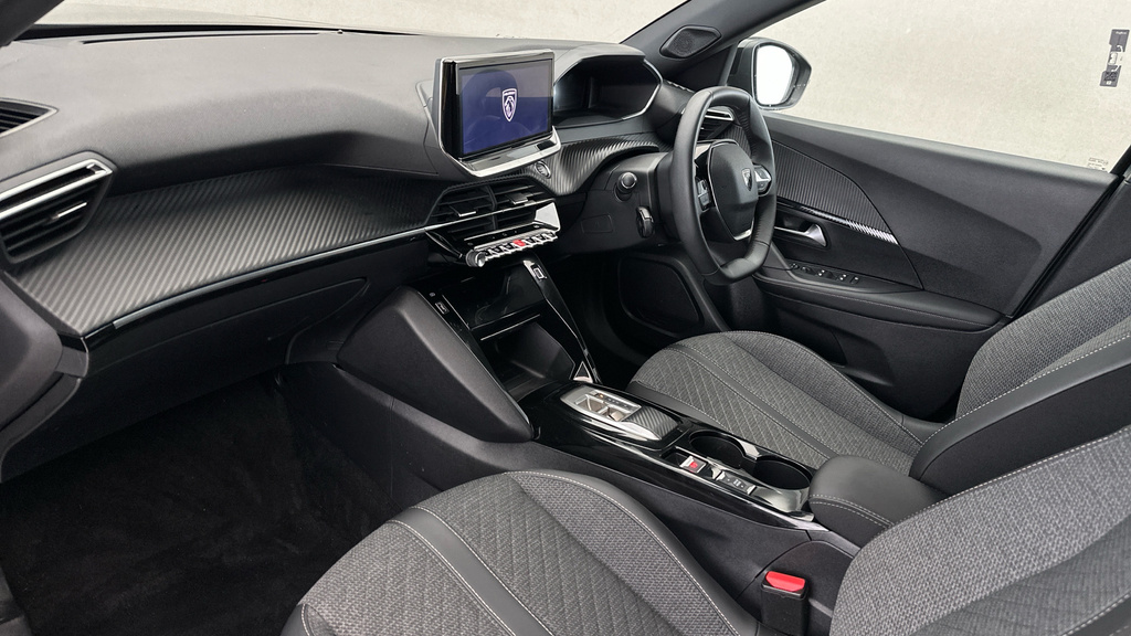 Peugeot e-2008 100Kw Allure 50Kwh Grey #12