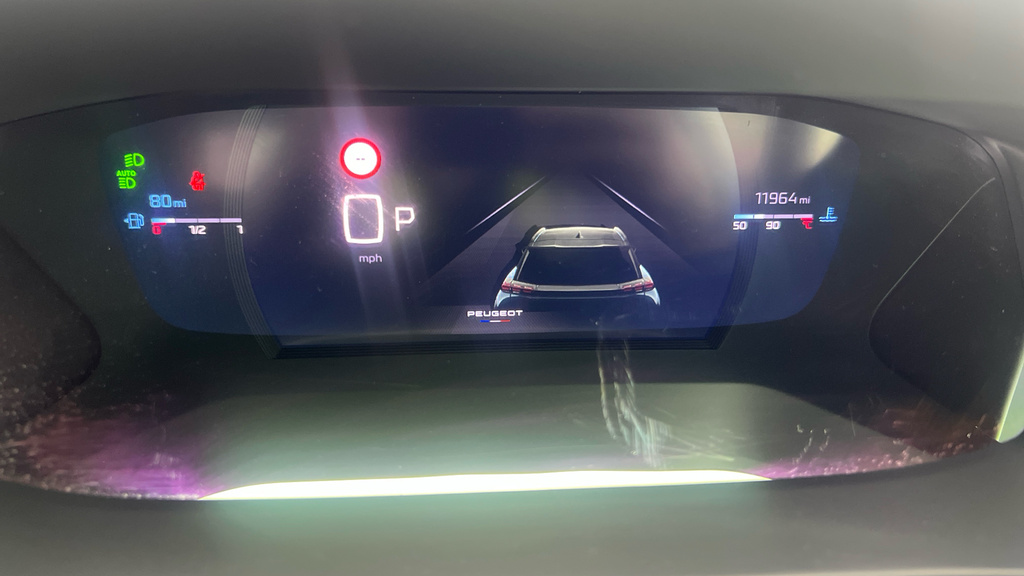 Peugeot 2008 Active White #21
