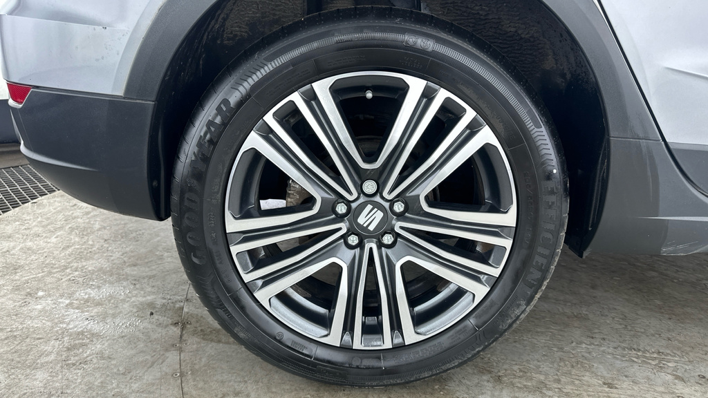 Seat Arona Fr Edition Grey #25