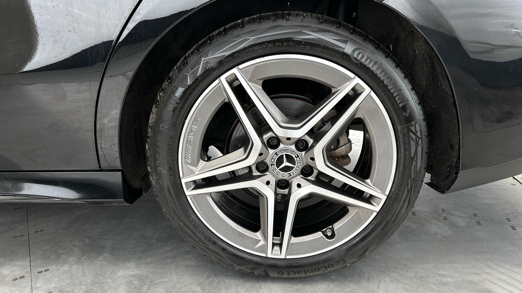 Mercedes-Benz CLA Class Cla 200 Amg Line Executive Tip Grey #25