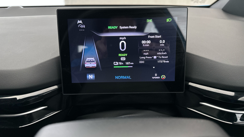 MG MG4 150Kw Se Ev Long Range 64Kwh Red #16