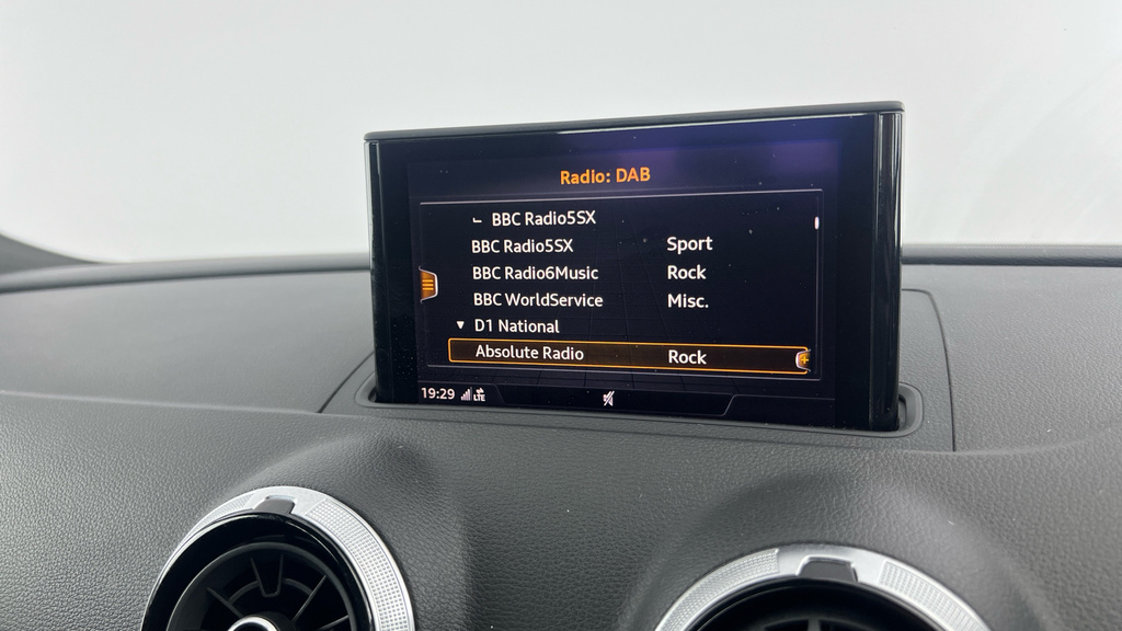 Audi A3 Sportback Tfsi Se Technik Black #17