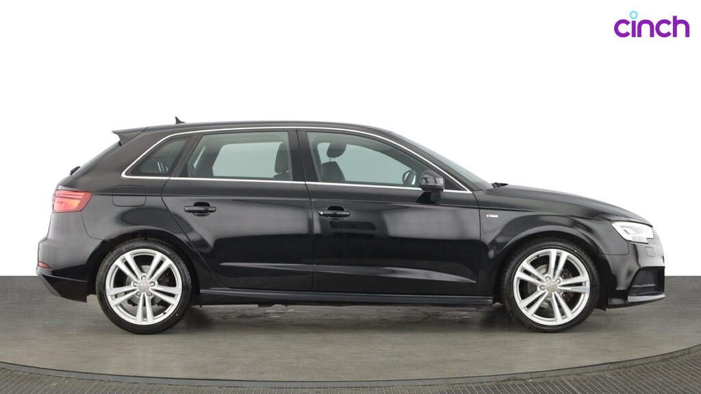 Audi A3 Sportback Tfsi Se Technik Black #2