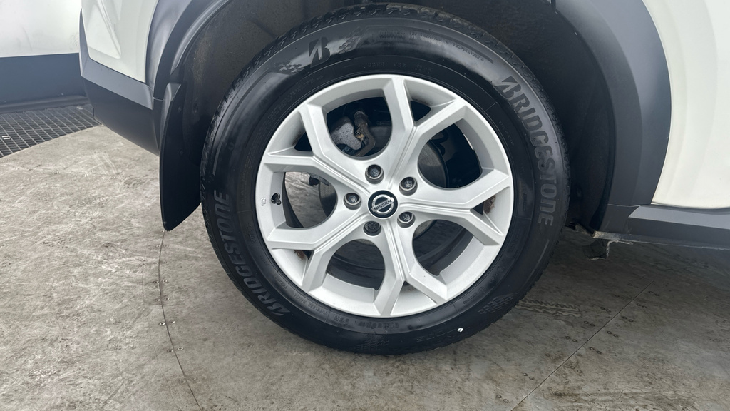 Nissan Juke Tekna Grey #28