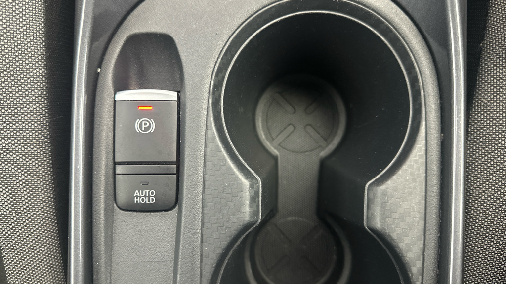 Nissan Juke Tekna Grey #13