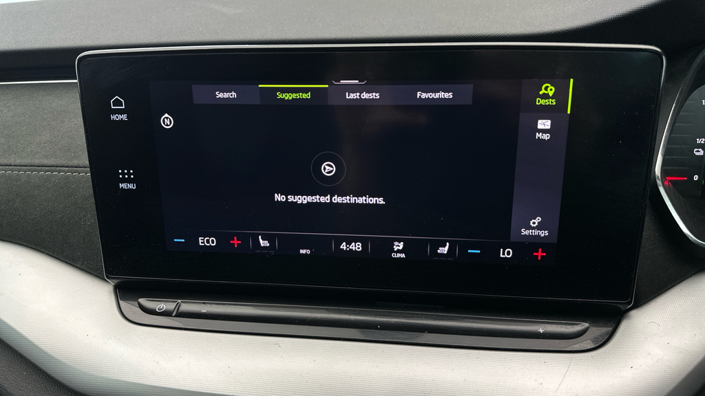 Skoda Octavia 1L Se Technology White #17