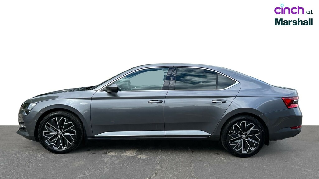 Skoda Superb Se Black #9
