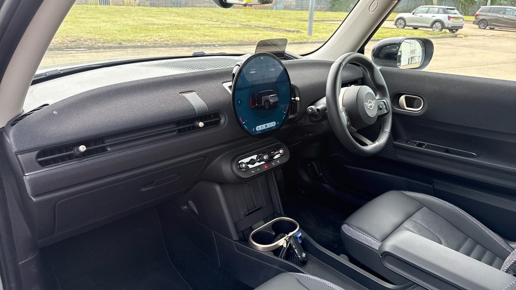 Mini Hatch S Exclusive Black #10
