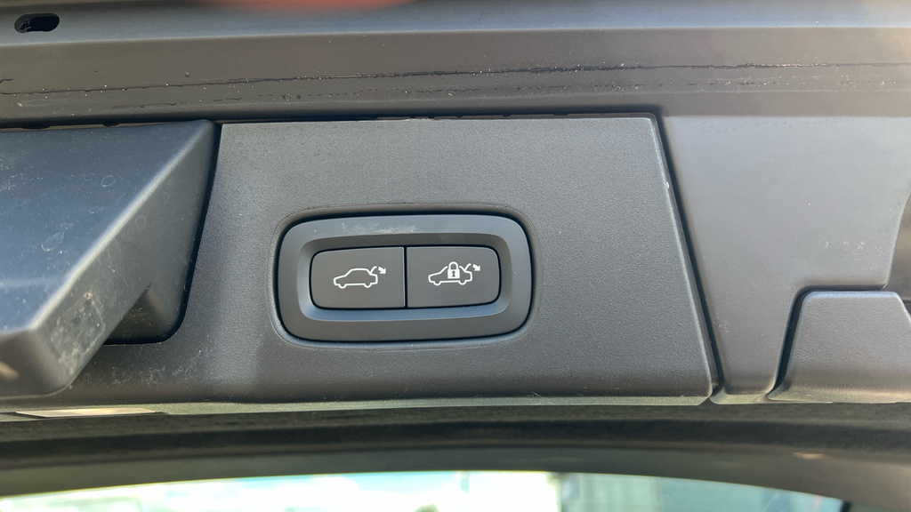 Volvo V90 2.0 B4d R Design Blue #36