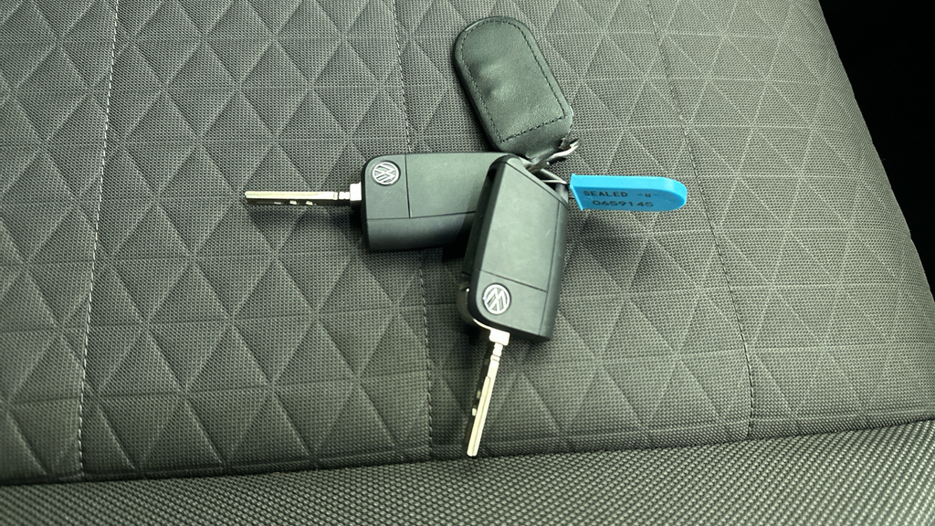 Volkswagen T-Cross Active Grey #28