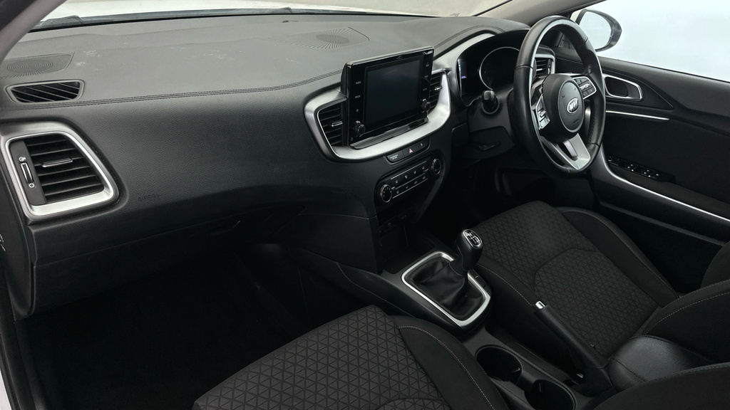 Kia Xceed 1.6 Gdi Phev 3 Dct  #10