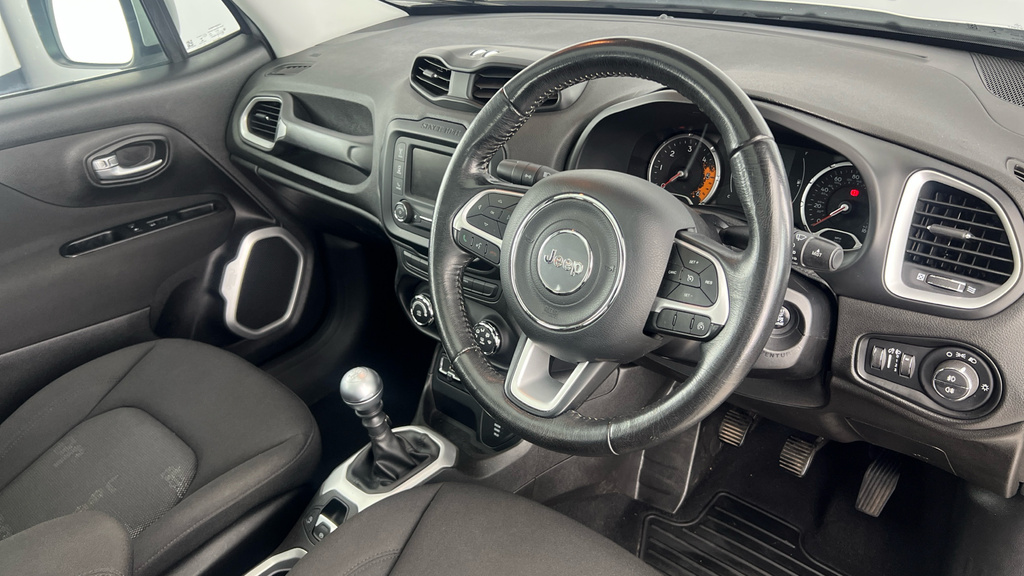 Jeep Renegade 1.6 M-jet Night Eagle II 118 Bhp Black #9