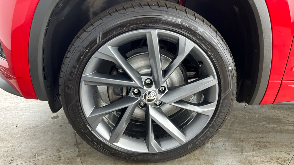 Skoda Kodiaq Se Red #27