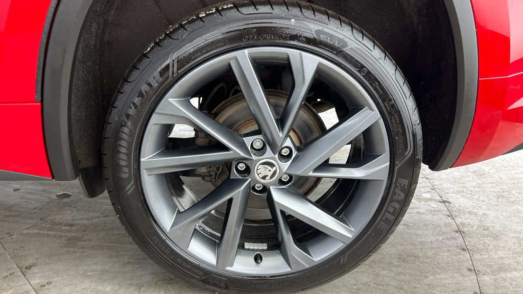 Skoda Kodiaq Se Red #28