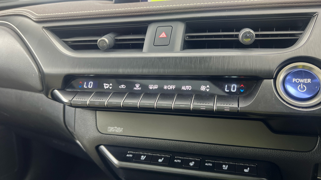 Lexus UX 300E 150Kw 54.3 Kwh E-cvt Takumi Pack Blue #14