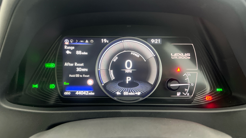 Lexus UX 300E 150Kw 54.3 Kwh E-cvt Takumi Pack Blue #20