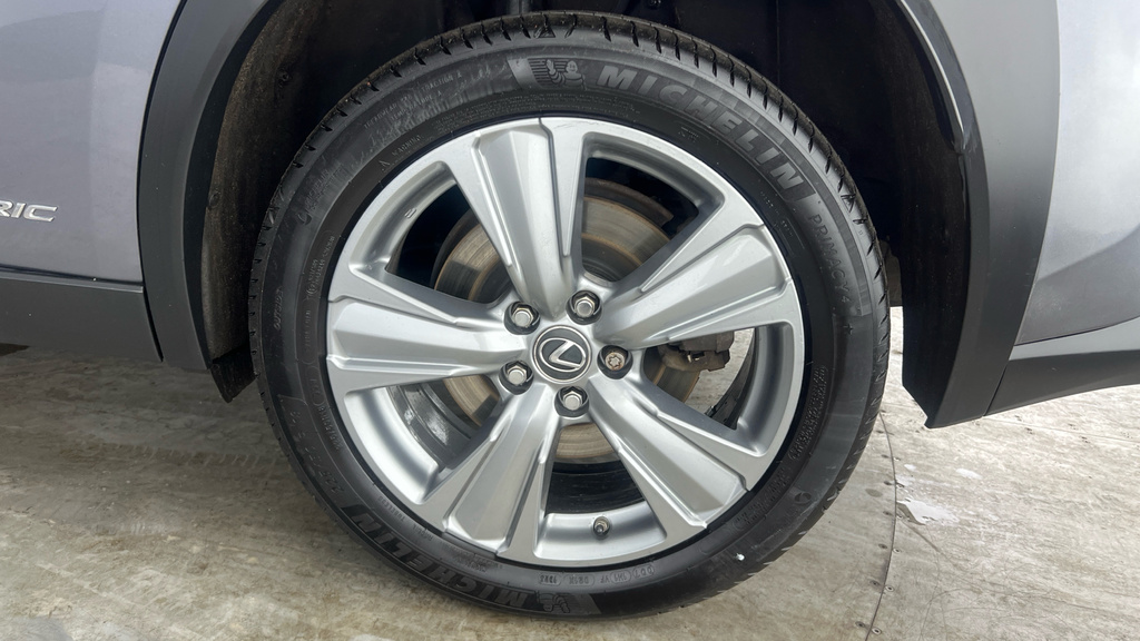 Lexus UX 300E 150Kw 54.3 Kwh E-cvt Takumi Pack Blue #24