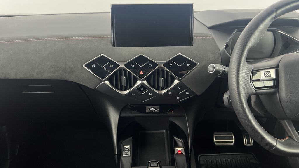 DS DS 3 Crossback 1.2 Puretech Bastille Crossback Grey #21