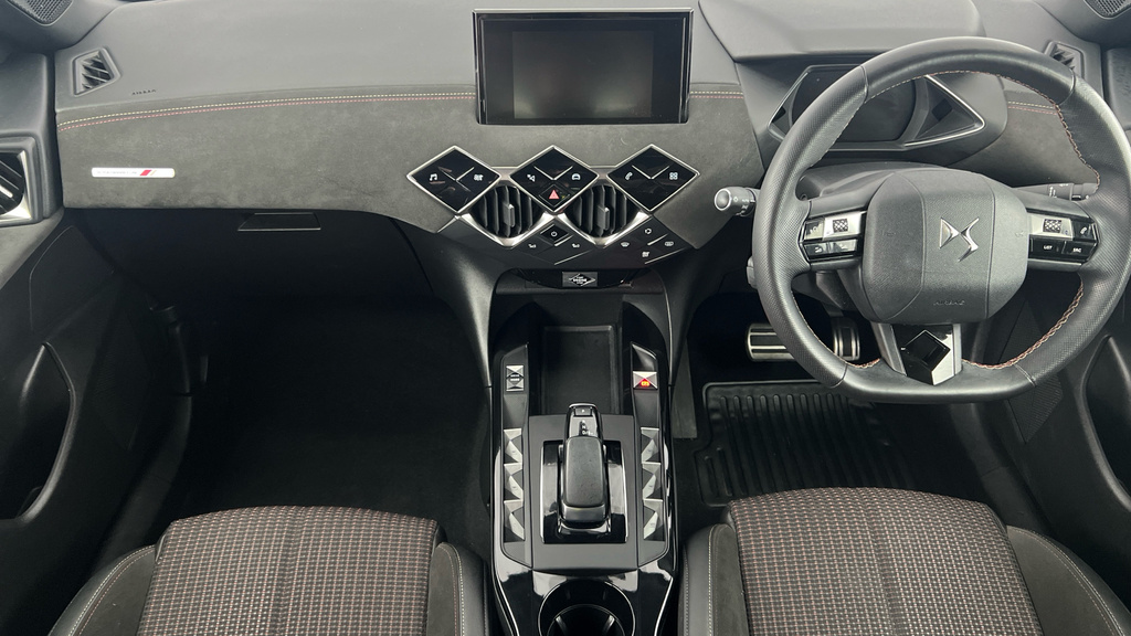 DS DS 3 Crossback 1.2 Puretech Bastille Crossback Grey #12