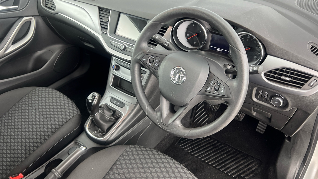 Vauxhall Astra Silver #9