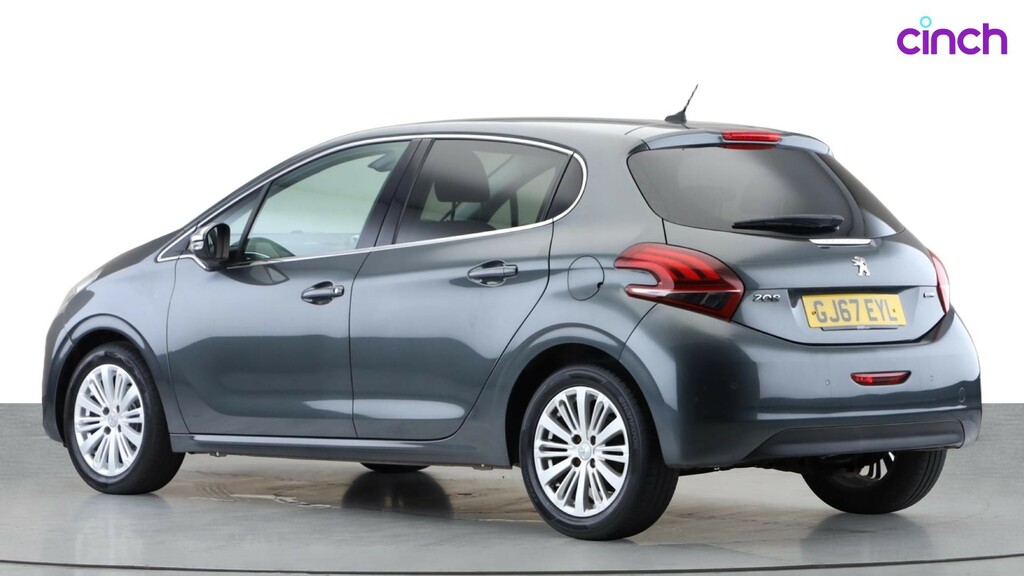 Peugeot 208 Allure Black #5
