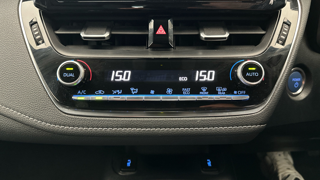 Toyota Corolla Hatchback #19