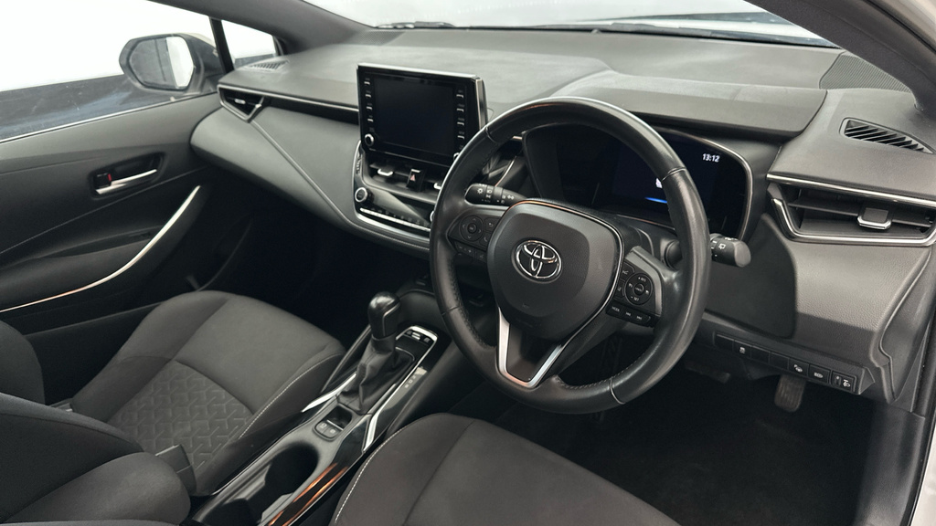Toyota Corolla Hatchback #11