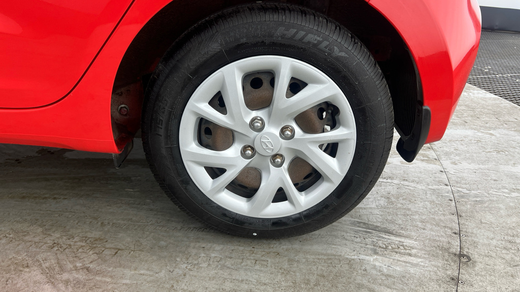Hyundai I10 1.0 Go Se White #19
