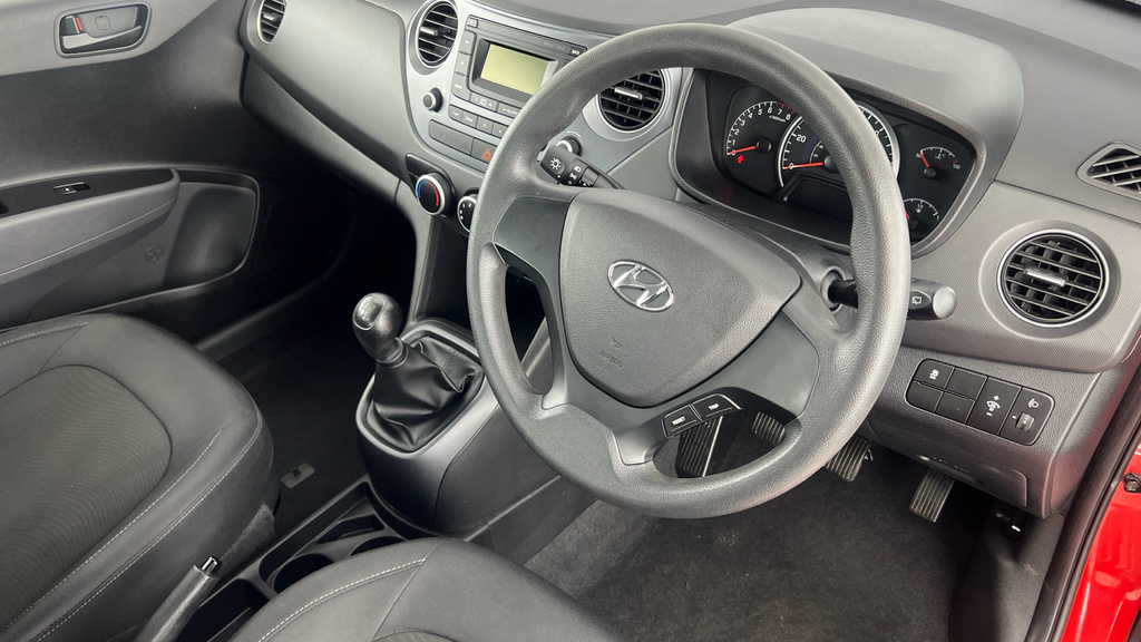 Hyundai I10 1.0 Go Se White #9
