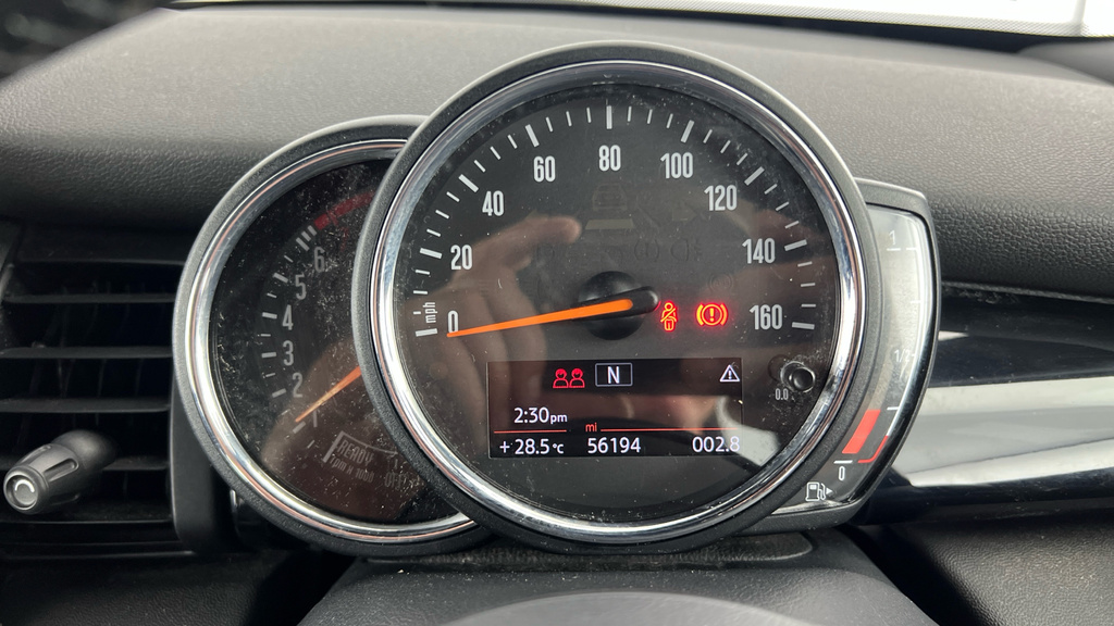 Mini Hatch 1.5 Cooper II 2018 Red #21