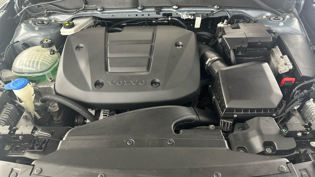 Volvo XC40 Xc40 Inscription T5 Awd Silver #25