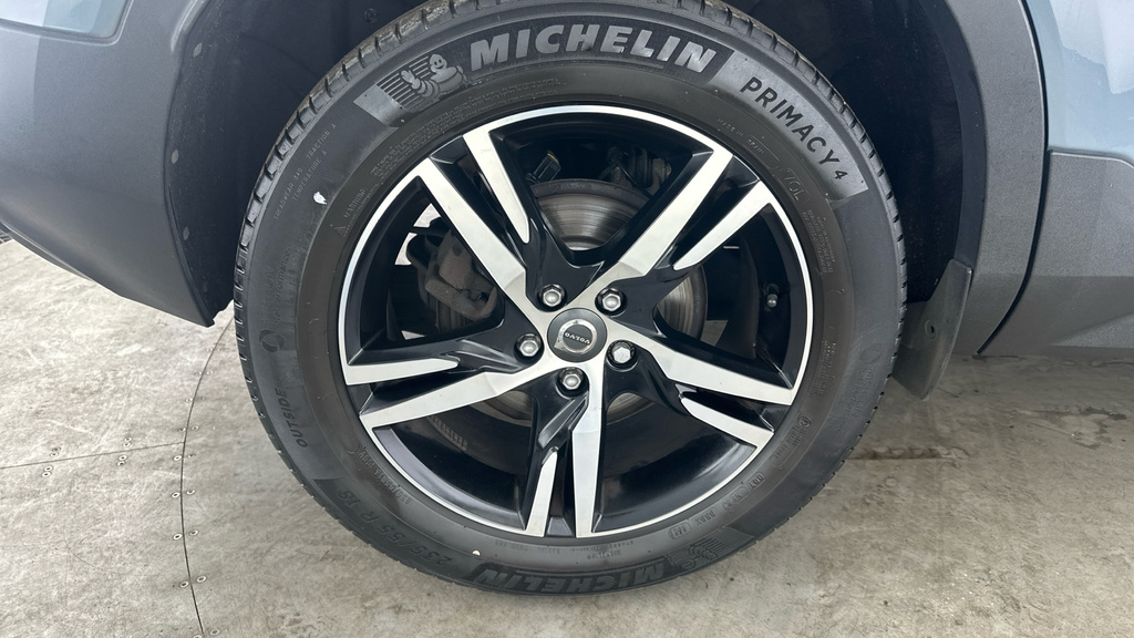 Volvo XC40 Xc40 Inscription T5 Awd Silver #28