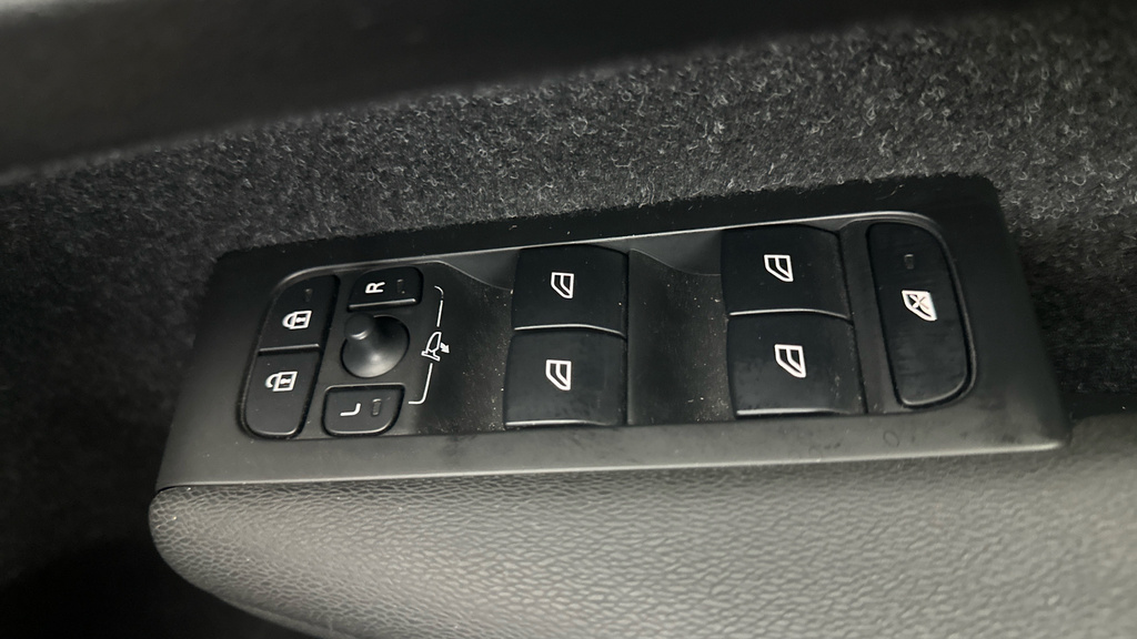 Volvo XC40 Xc40 Inscription T5 Awd Silver #12