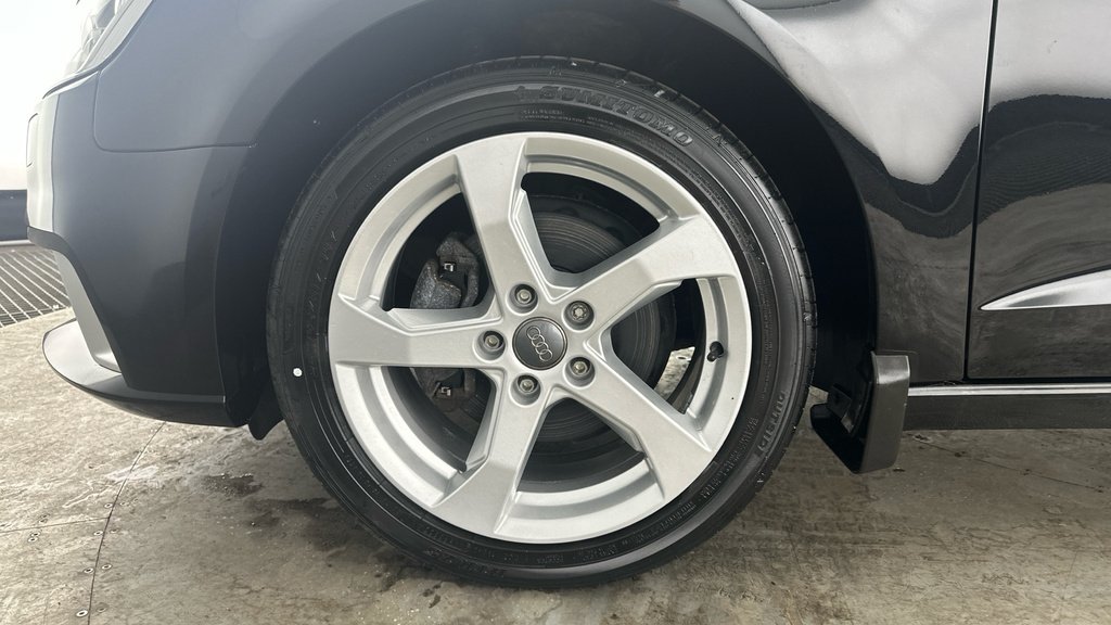 Audi A3 Sport 35 Tfsi 150 Ps 6-Speed Black #27