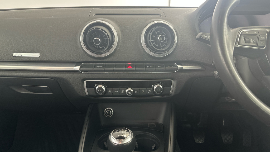 Audi A3 Sport 35 Tfsi 150 Ps 6-Speed Black #22
