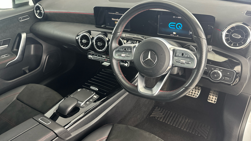 Mercedes-Benz A Class A200 Amg Line White #9