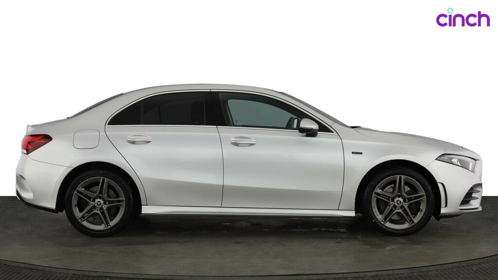Mercedes-Benz A Class A200 Amg Line White #2