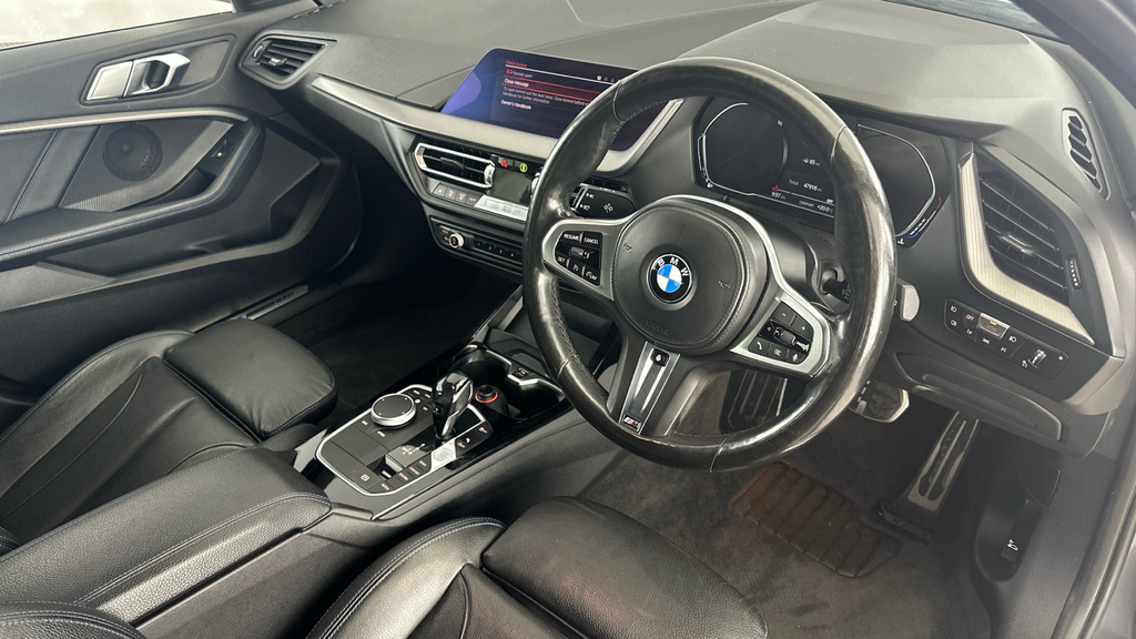 BMW 1 Series 118I M Sport Step White #9