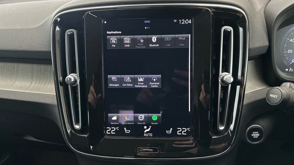 Volvo XC40 2.0 B4p R Design Pro Awd  #18