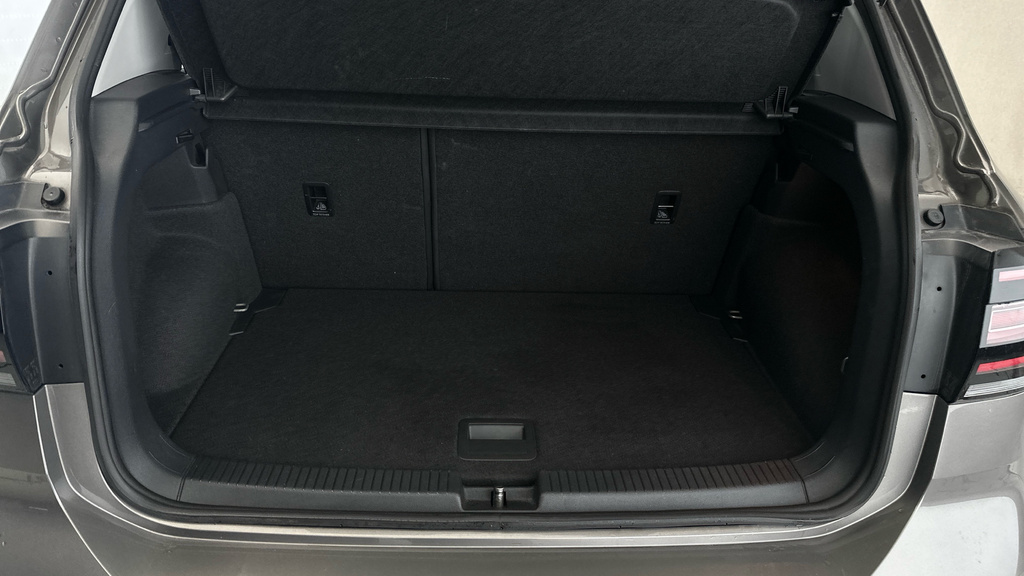 Volkswagen T-Cross 1.0 Tsi 95Ps Active Hatchback Grey #21