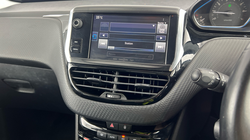 Peugeot 2008 Ss Allure Black #18