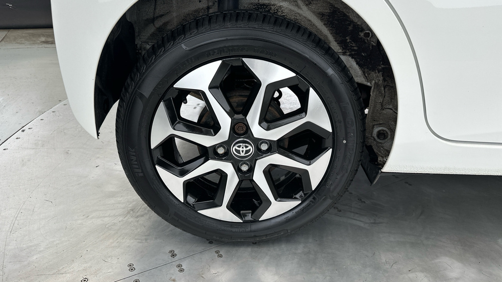 Toyota Aygo X X-press White #22