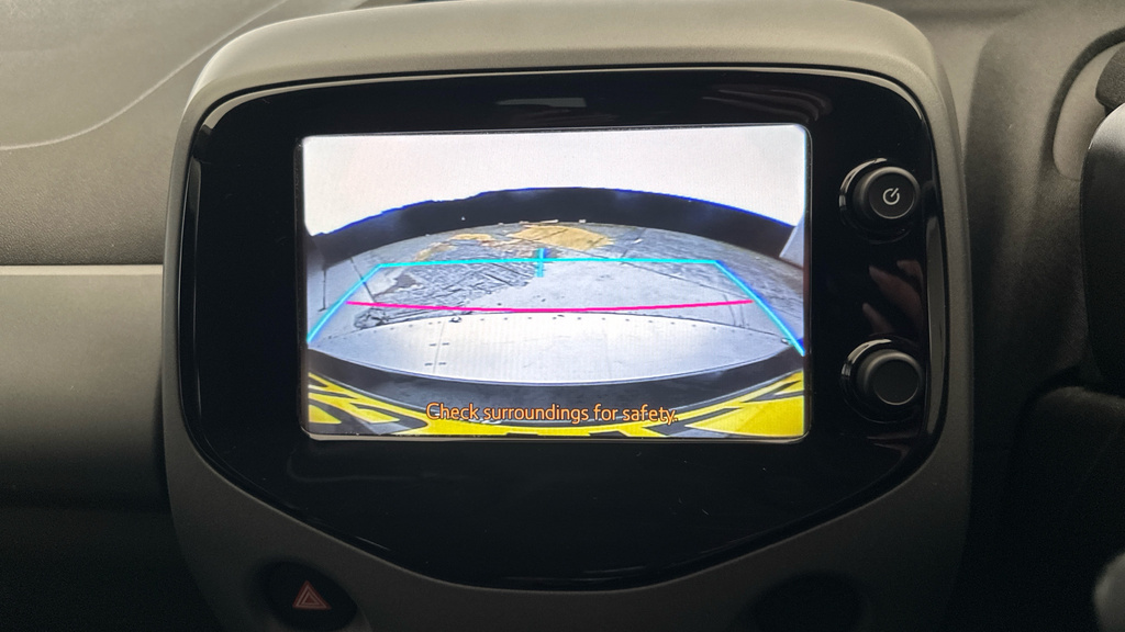Toyota Aygo X X-press White #15