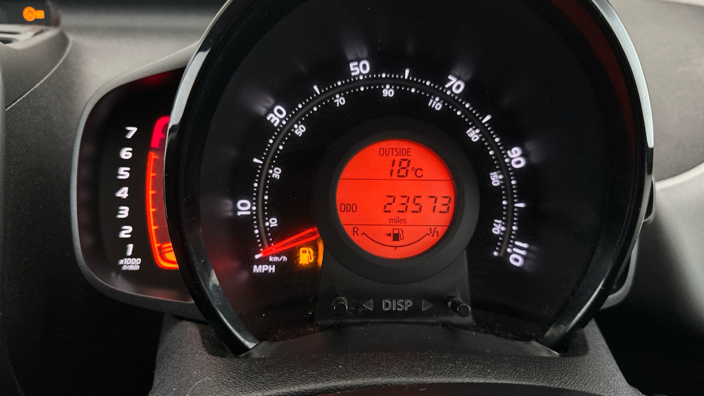 Toyota Aygo X X-press White #16