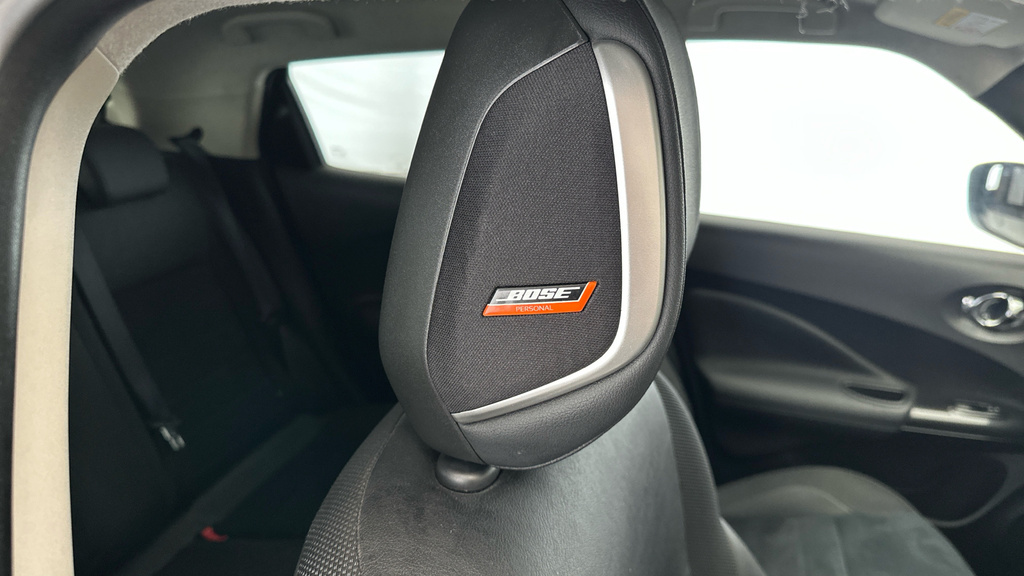 Nissan Juke 1.6 112 Tekna Cvt Bose Black #4