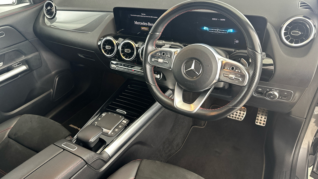 Mercedes-Benz GLA Class Gla 180 Amg Line Edition Black #9