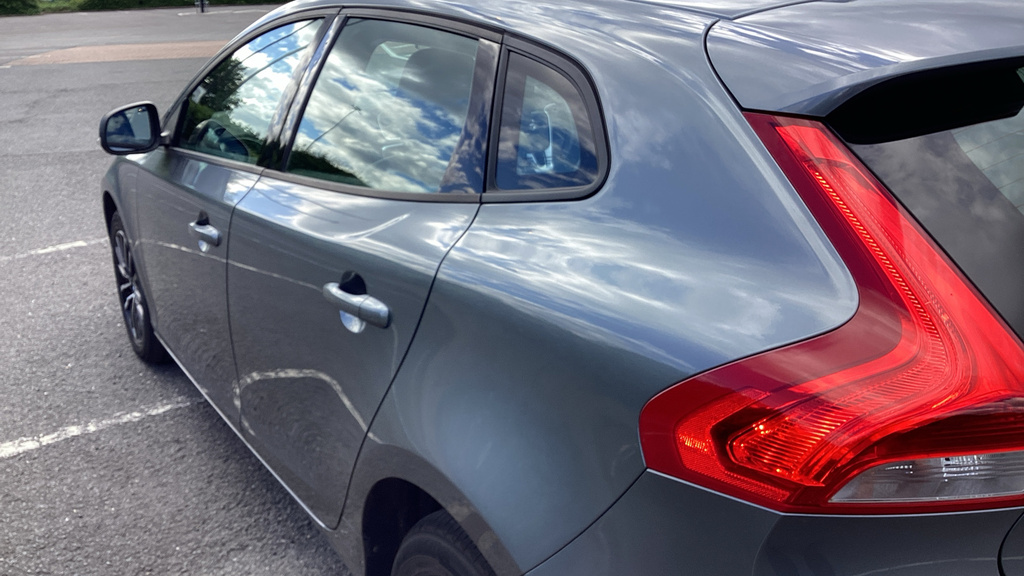 Volvo V40 D2 Momentum Winter Pack Front Park Assist Blue #64