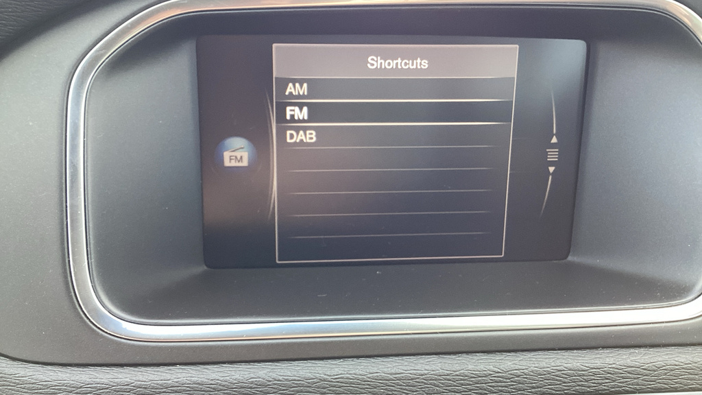 Volvo V40 D2 Momentum Winter Pack Front Park Assist Blue #77